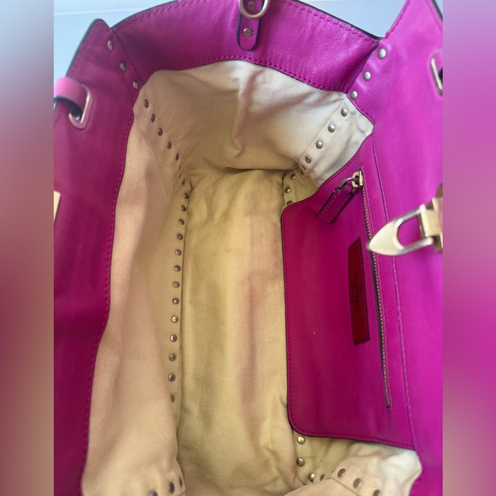 Valentino Rockstud Pink Leather Shoulder Bag - Picture 9 of 9